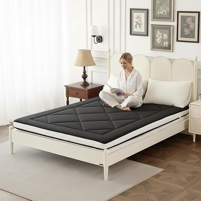 Welnow Japanese Futon Floor Mattress, Thick Twin Size Tatami Mat Portable & Foldable Roll Up Floor Bed Mattress with Storage Bag, Sleeping Pad for Adults, Dorm, Guest Bed, Camping and Travel, Black
