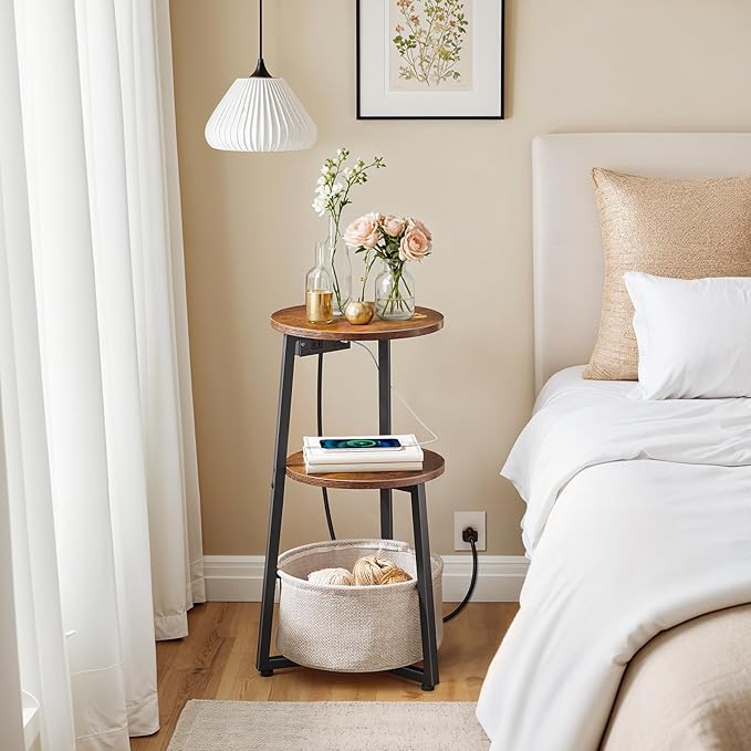 HOOBRO Small Round Side Table with Charging Station, Round End Accent Table with Storage Basket, Compact Sofa Bedside Table for Small Space in Living Room, Bedroom, Rustic Brown BF169UBZ01