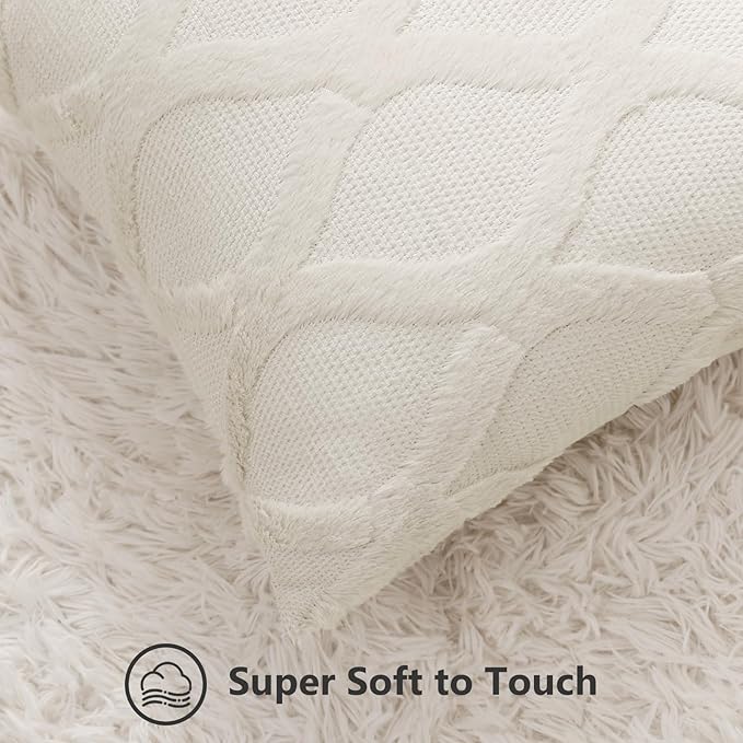 decorUhome Throw Pillow Covers 18x18 Inch Set of 2, Soft Plush Faux Fur Wool Beige Couch Pillow Covers, Decorative Neutral Pillow Cases for Bed Sofa Living Room Home Decor