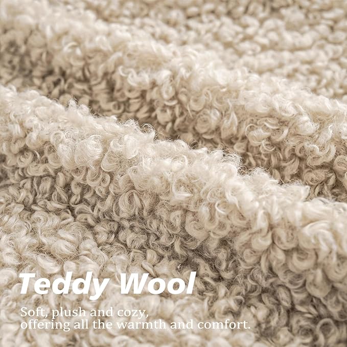 Foindtower 2 Pieces Faux Fur Throw Pillow Cover Decorative Sherpa Pillow Fuzzy Accent Pillowcases Soft Sheepskin Fleece Cushion Case for Bed Couch Living Room 26x26 Inch Oatmeal