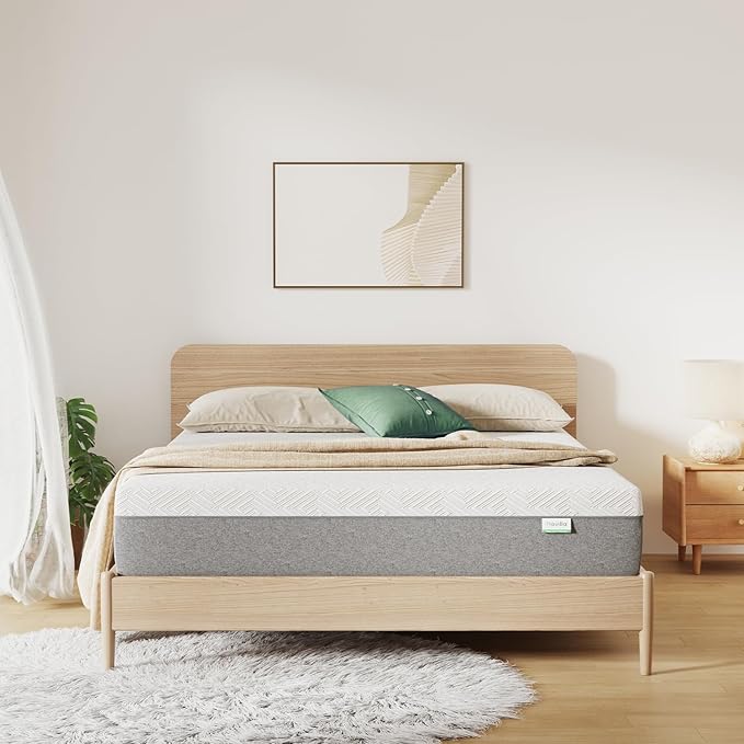 Novilla Mattress Queen Size, 8 Inch Cooling Memory Foam Queen Mattress in a Box for Contour Support & Pressure Relieving & Plush Comfort, CertiPUR-US Certified Foam