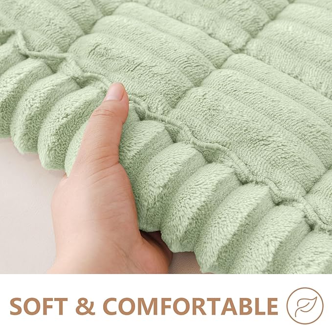 Smiry Couch Cover for Dogs Washable, Non Slip Fuzzy Pet Couch Covers for 3 Cushion Sofa Pet Friendly, Thick Soft Sofa Slipcovers Cushion Protector (Green, 27.6" x 59")