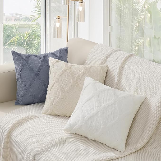 decorUhome Throw Pillow Covers 22x22 Inch Set of 2, Soft Plush Faux Fur Wool Cream White Couch Pillow Covers, Decorative Neutral Pillow Cases for Bed Sofa Living Room Home Decor
