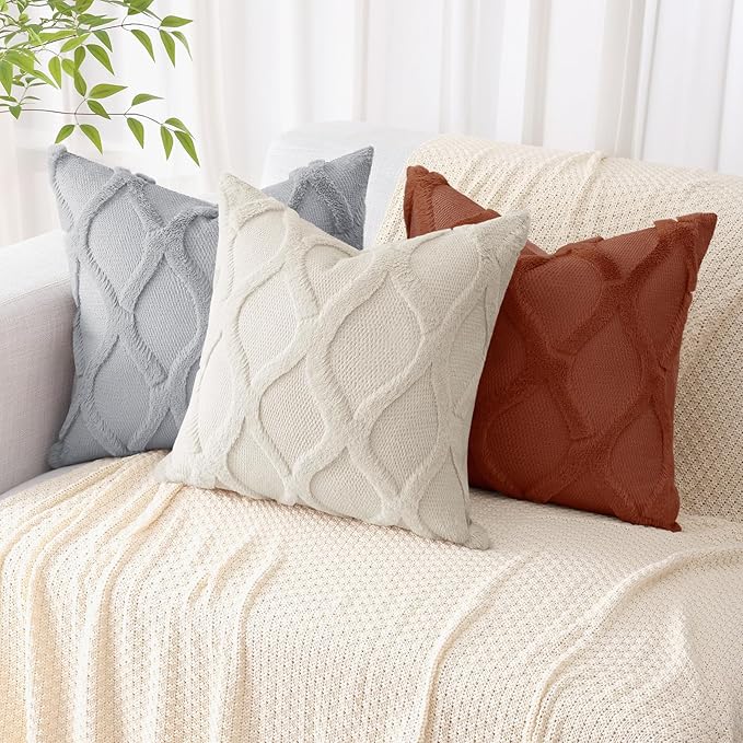 decorUhome Throw Pillow Covers 18x18 Inch Set of 2, Soft Plush Faux Fur Wool Grey Couch Pillow Covers, Decorative Neutral Pillow Cases for Bed Sofa Living Room Home Decor