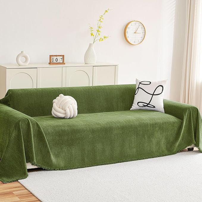 hyha Couch Cover for Dogs, Boho Sofa Covers for 3 Cushion Couch Washable, Chenille Sofa Slipcover for Pets, Soft Loveseat Sectional Couch Throw Blankets with Tassels (Green, 88.5x118 Inch)