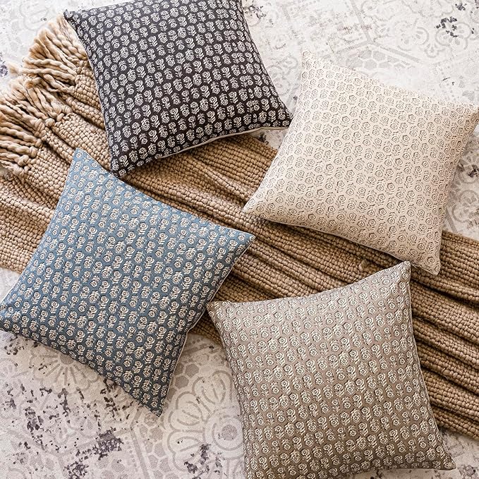 Foindtower Set of 2 Decorative Neutral Floral Print Throw Pillow Covers Vintage Accent Farmhouse Cushion Covers Boho Home Decor for Sofa Chair Couch Bedroom Living Room Outdoor,18×18 Inch,Ivory Beige