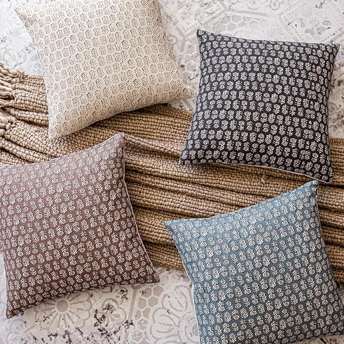 Foindtower Set of 2 Decorative Vintage Floral Print Throw Pillow Covers Neutral Modern Farmhouse Cushion Covers Boho Home Decor for Sofa Couch Chair Bedroom Living Room Outdoor,20×20 Inch,Black