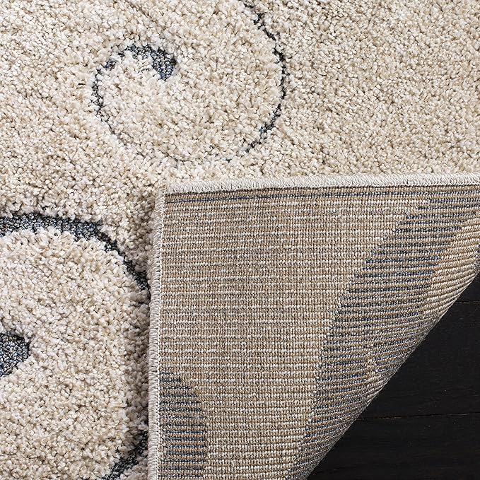 SAFAVIEH Florida Shag Collection Accent Rug - 4' x 6', Beige & Blue Grey, Scroll, Non-Shedding & Easy Care, 1.2-inch Thick Ideal for High Traffic Areas in Entryway, Living Room, Bedroom (SG455-1155)